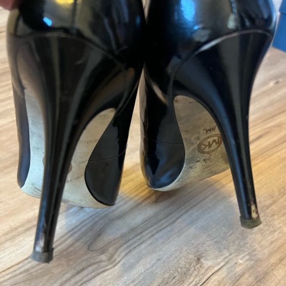 Michael Kors heels - Picture 3 of 4